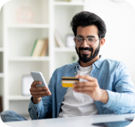 close-up-person-doing-online-shopping 3
