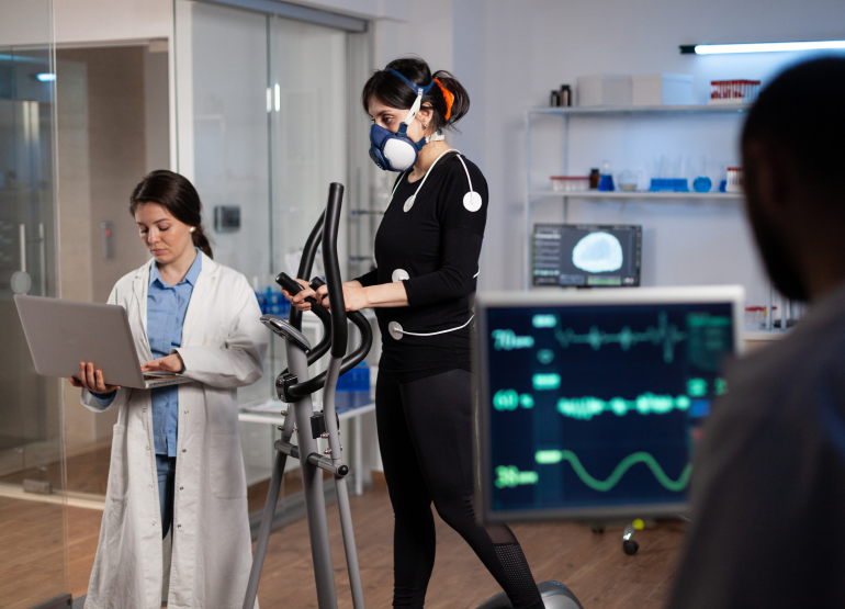 athlete-sportwoman-with-electrodes-attached-to-her-2022-01-04-23-27-40-utc 1