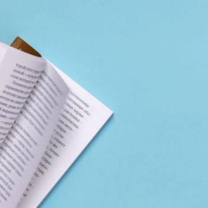 blue background book literature 1340588 700×700 1